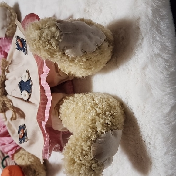 EASTER BUNNY 🐰  STUFED DECORATIVE  OR TOY. - Picture 5 of 8